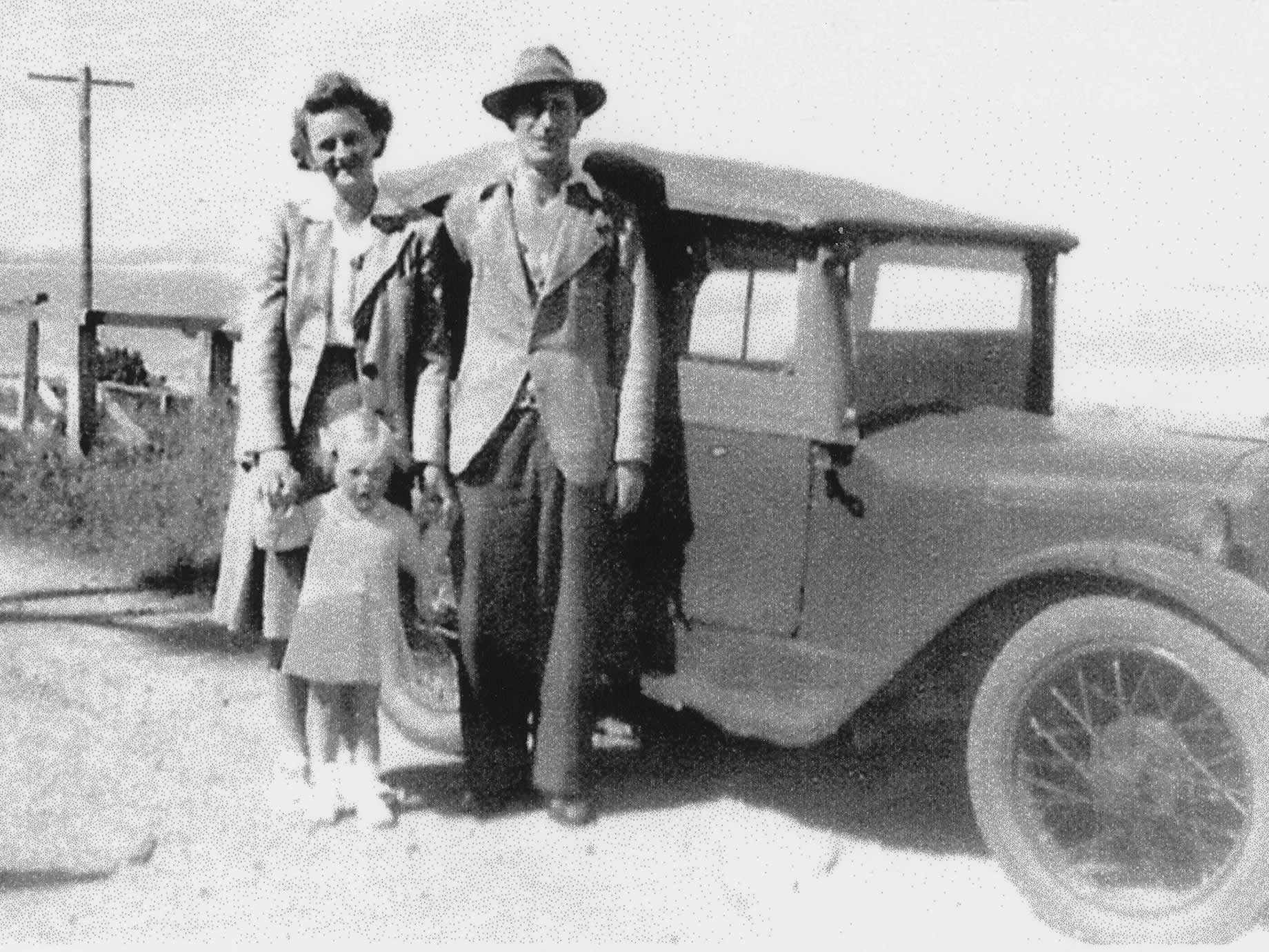 Source: Meg Eldridge Meg, Bert and Margaret standing with their much loved Austin